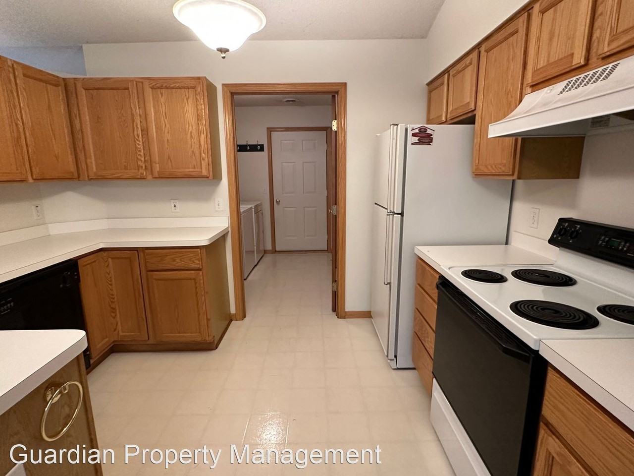 9113 Prairieview Ln N - Photo 2 of 19