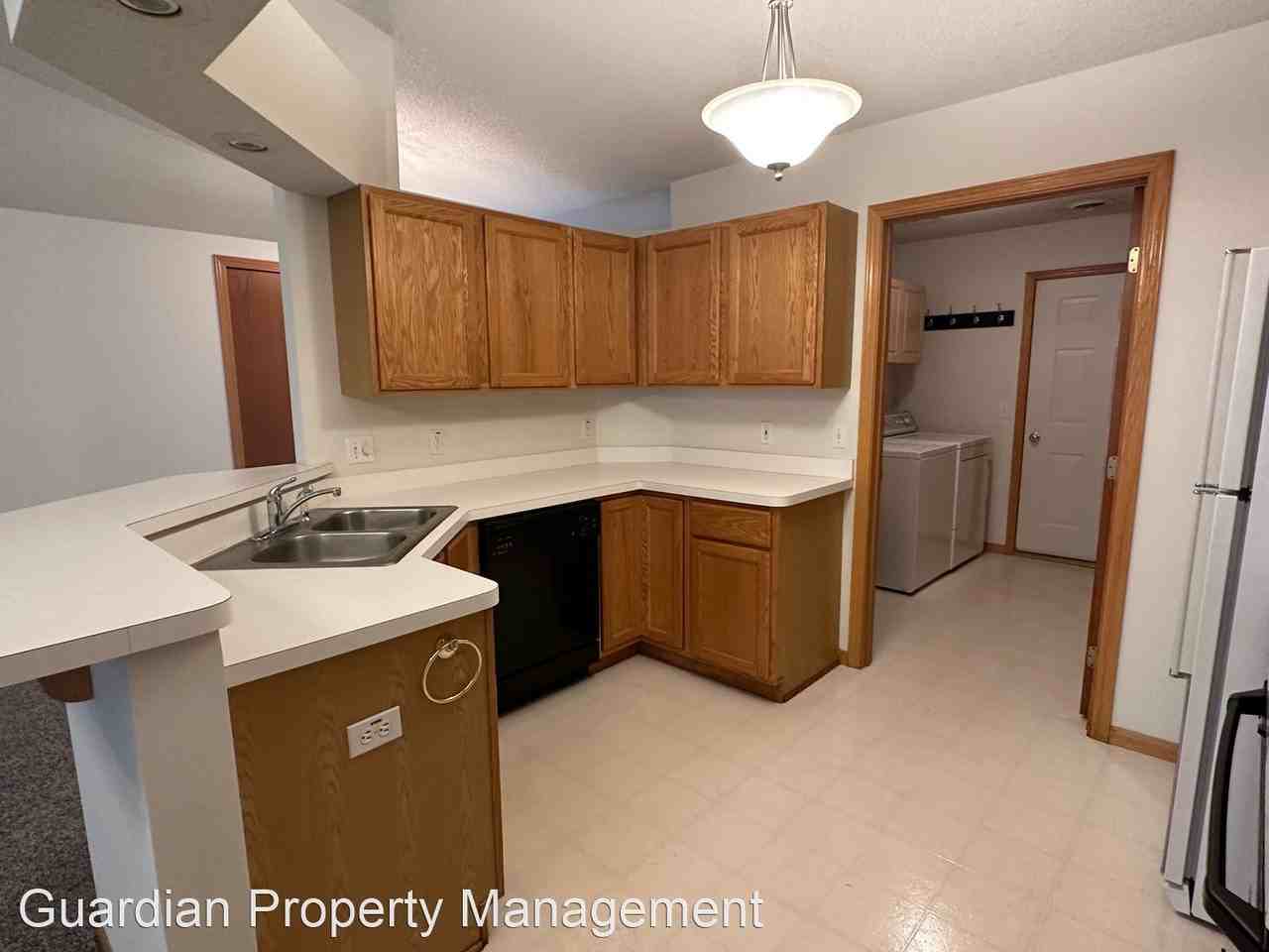 9113 Prairieview Ln N - Photo 3 of 19