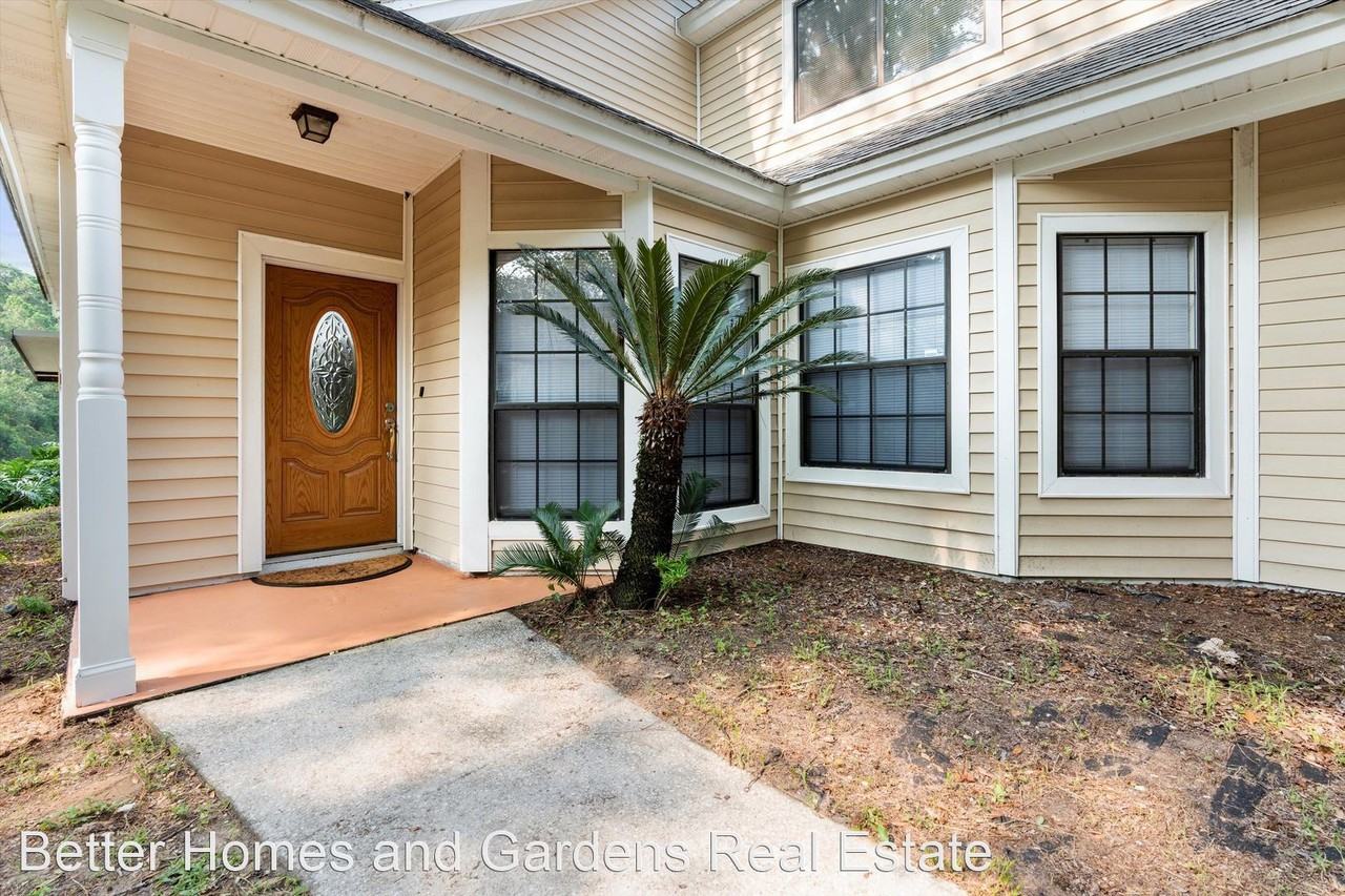 10538 Broomsedge Ct - Photo 2 of 26