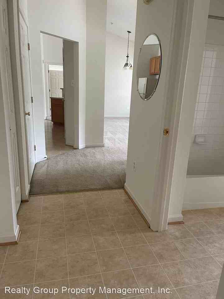 501 Patton Cir #6M - Photo 2 of 23