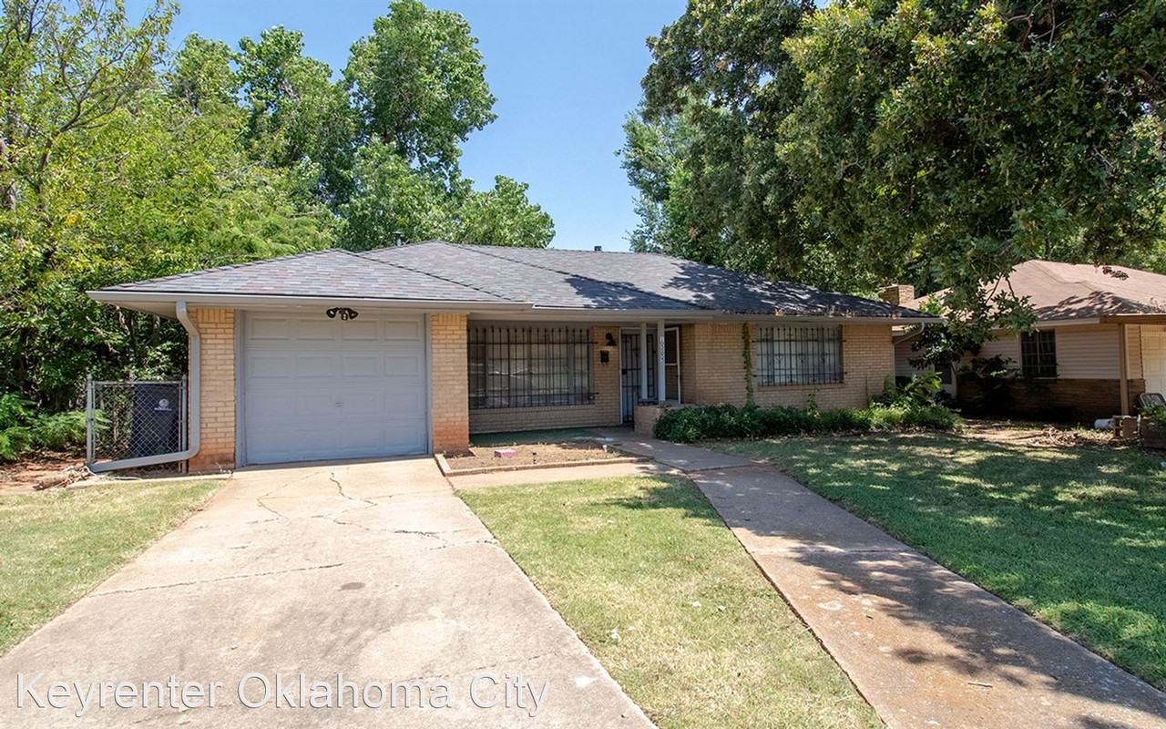 1505 Meyers Pl - Photo 2 of 12