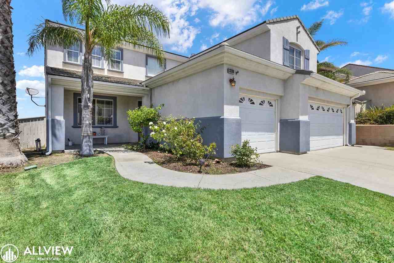 33398 Twin Hills Way - Photo 2 of 46