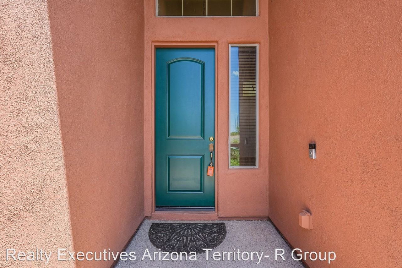 10788 N Chapin Ct - Photo 3 of 36