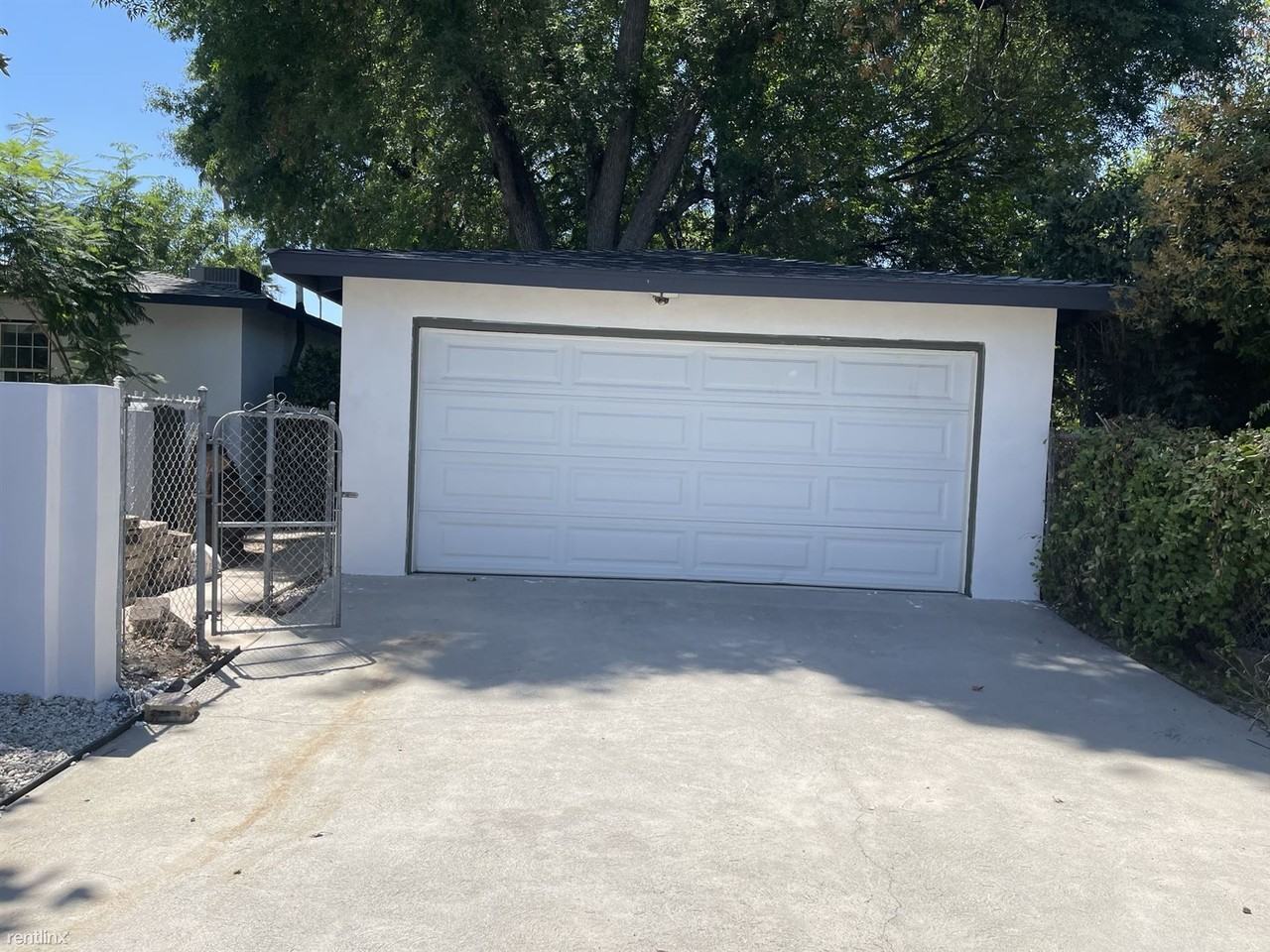 19503 Cantara St - Photo 3 of 25