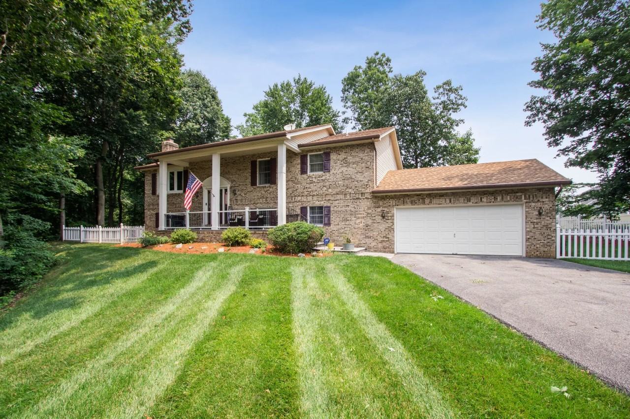 122 Waxwing Ct - Photo 2 of 29