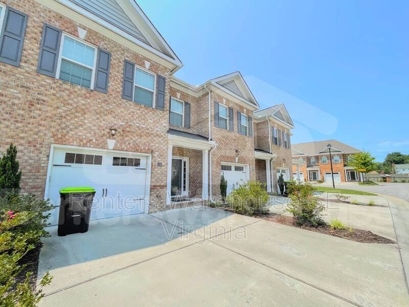 1128 Winsford Ln #45 - Photo 2 of 45