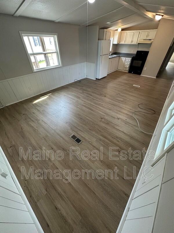 10 Pheasant Hill Trailer Park - Photo 3 of 8