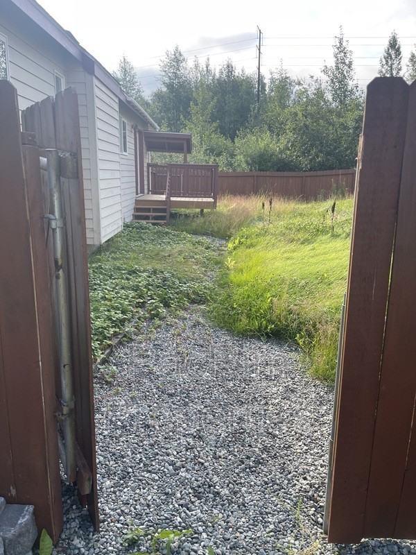 16430 Ondola Cir - Photo 3 of 24