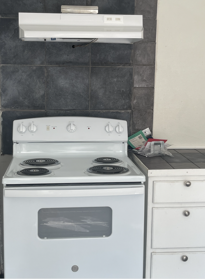 529 Fulton Ave Sw - Photo 2 of 4