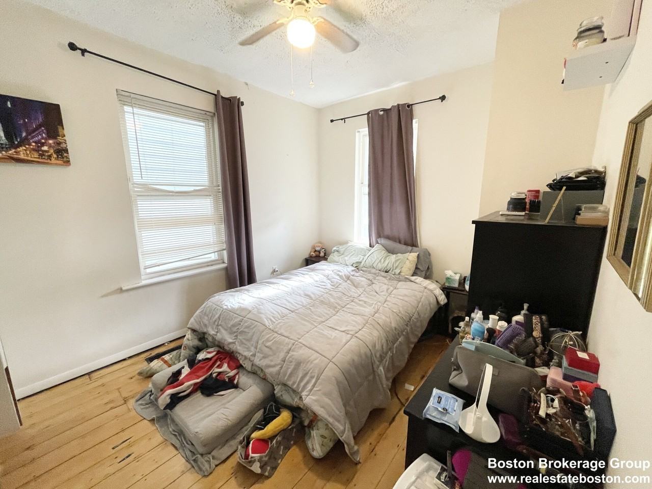 20 Howell St #1 - Photo 6 of 9