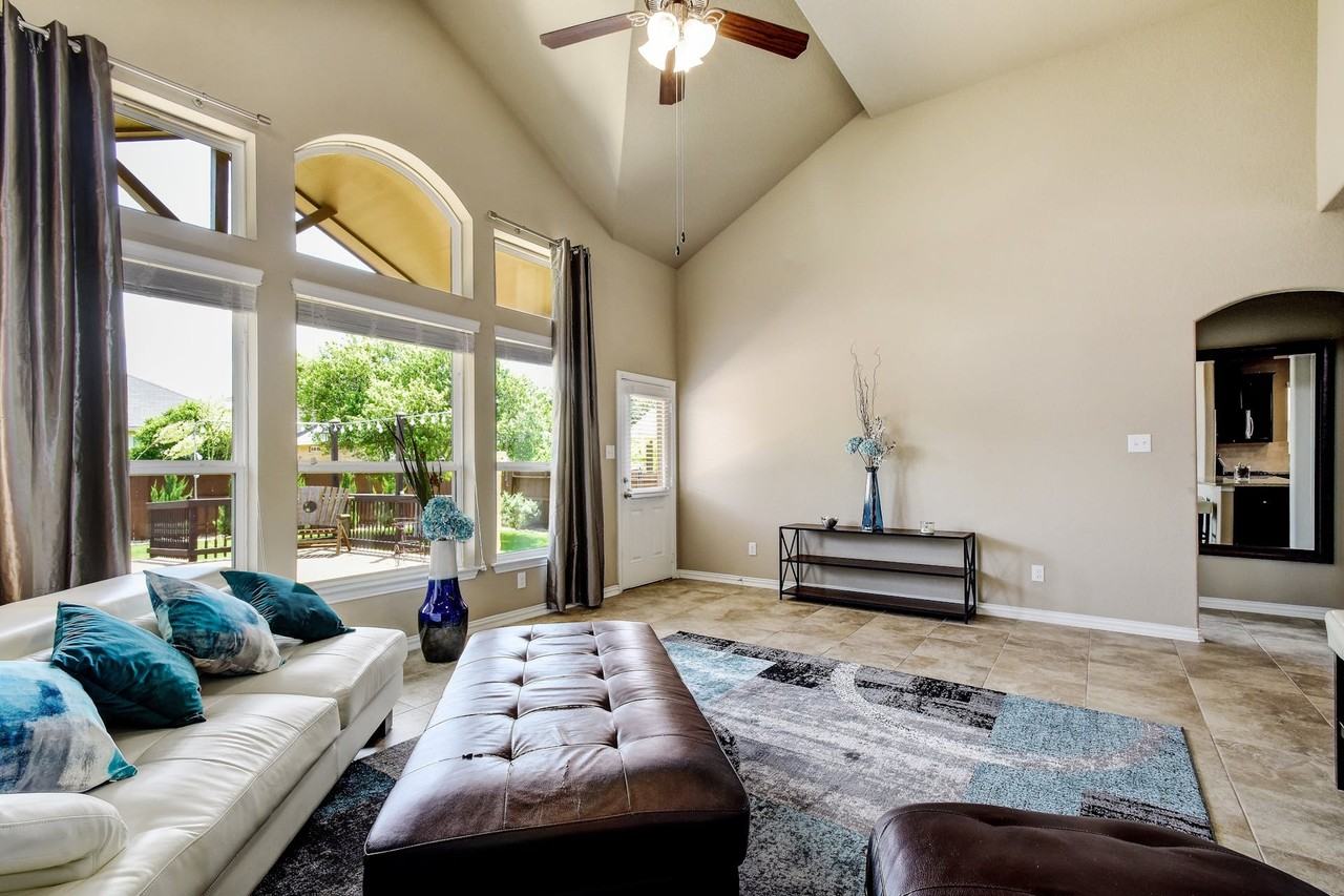 13030 Shoreline Dr - Photo 6 of 46