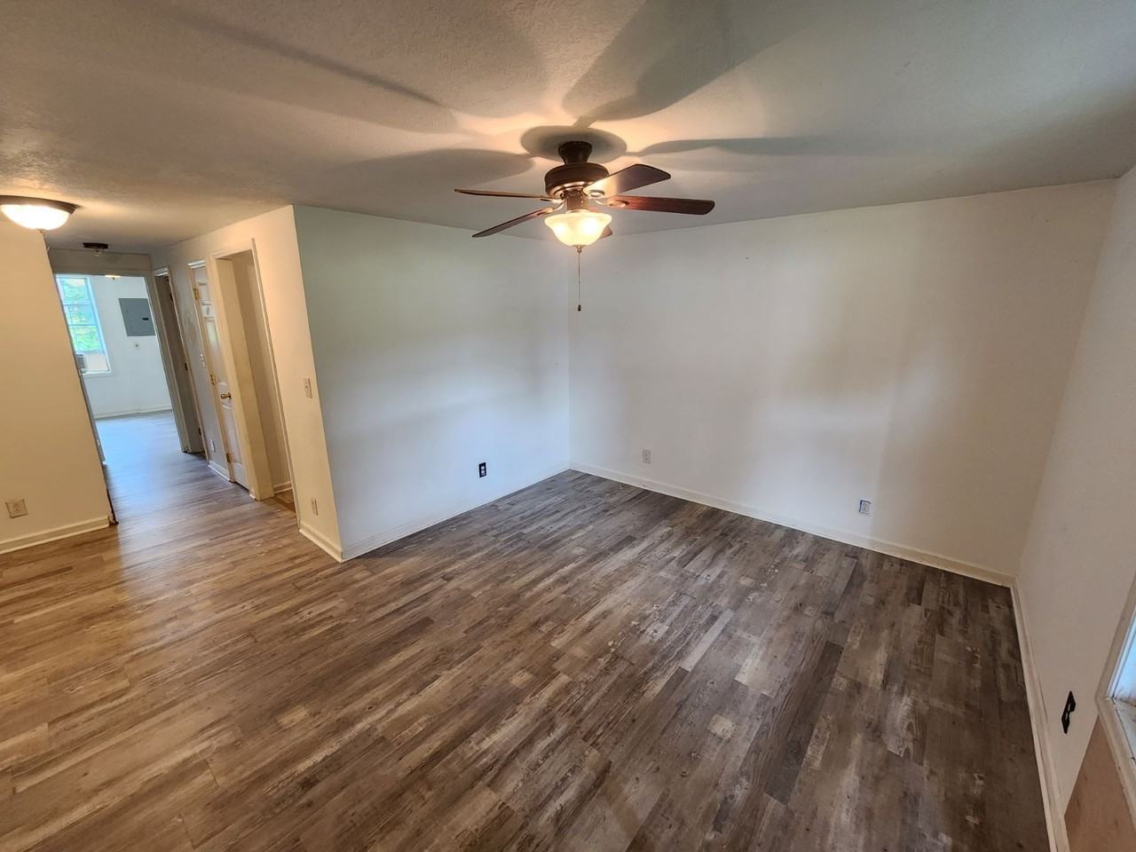 259 High St - Photo 3 of 6