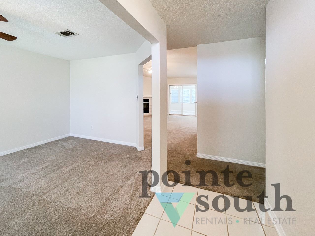 2533 Jibe Dr - Photo 4 of 31