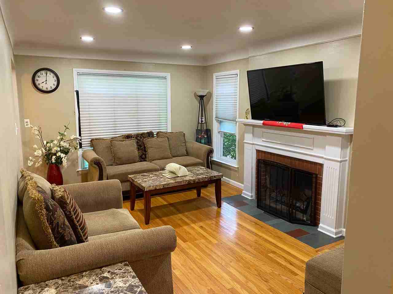 544 North Franklin Street - Photo 2 of 13