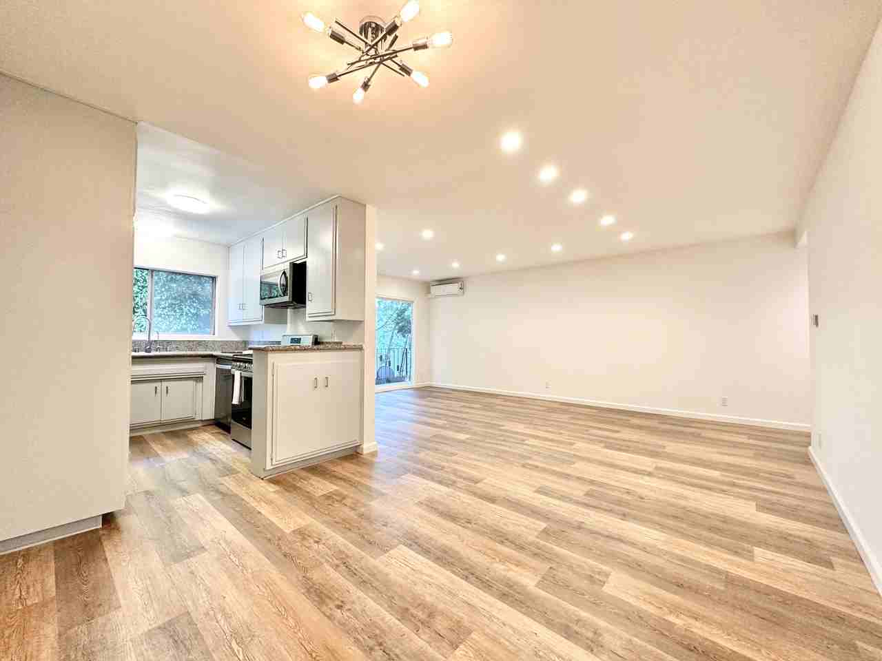 1446 S Canfield Ave #B