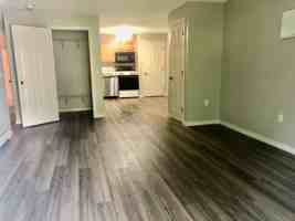 featured image of 3 Oak Hill Ln