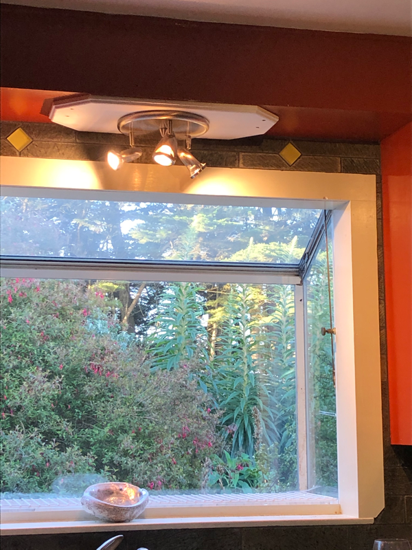 106 School St - Photo 2 of 9