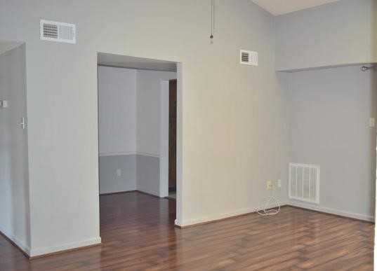 12133 Chaucer Ln - Photo 3 of 15