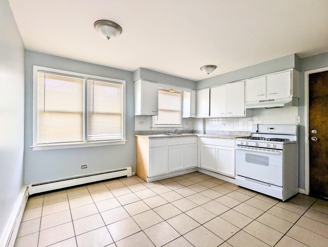 14116 South School Street #2B - Photo 2 of 6
