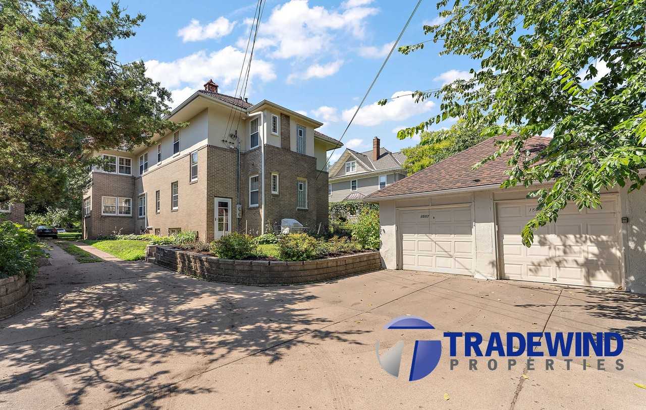 1509 Summit Avenue - Photo 2 of 20