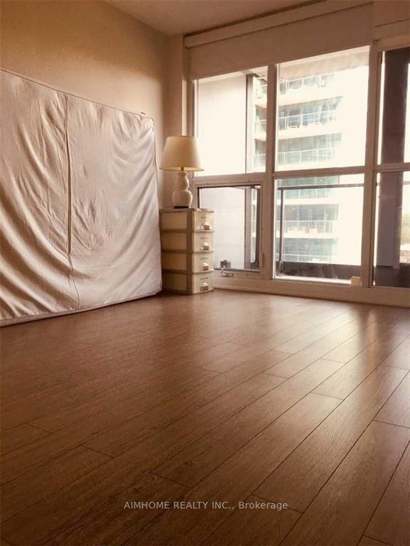 19 Singer Court - Photo 3 of 16