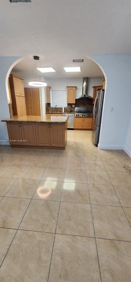 5980 Nw 110th Ter #5980 - Photo 3 of 8