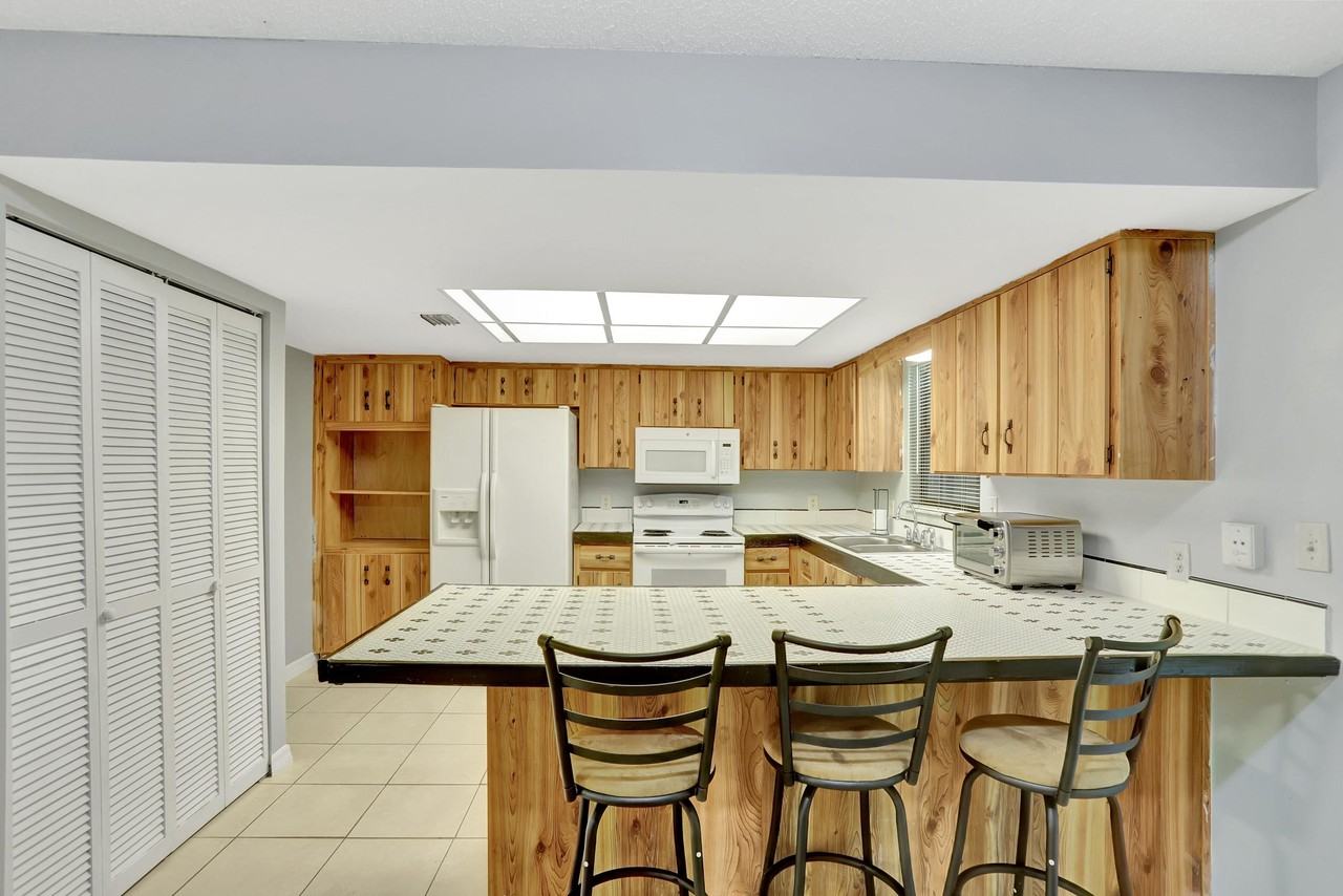 Fay Blvd - Photo 5 of 12