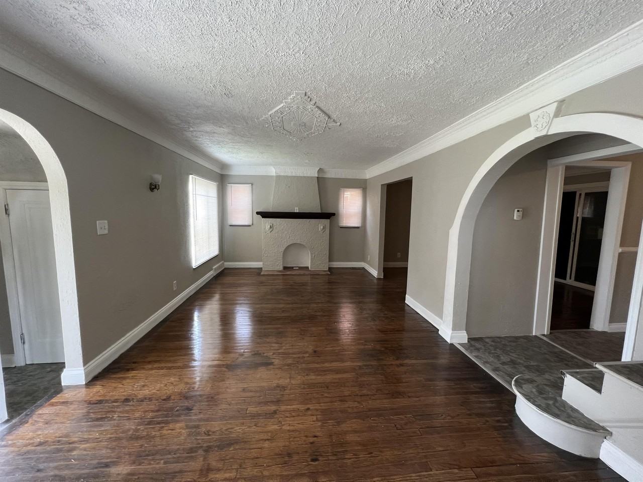 9320 Prest St #1 - Photo 4 of 20