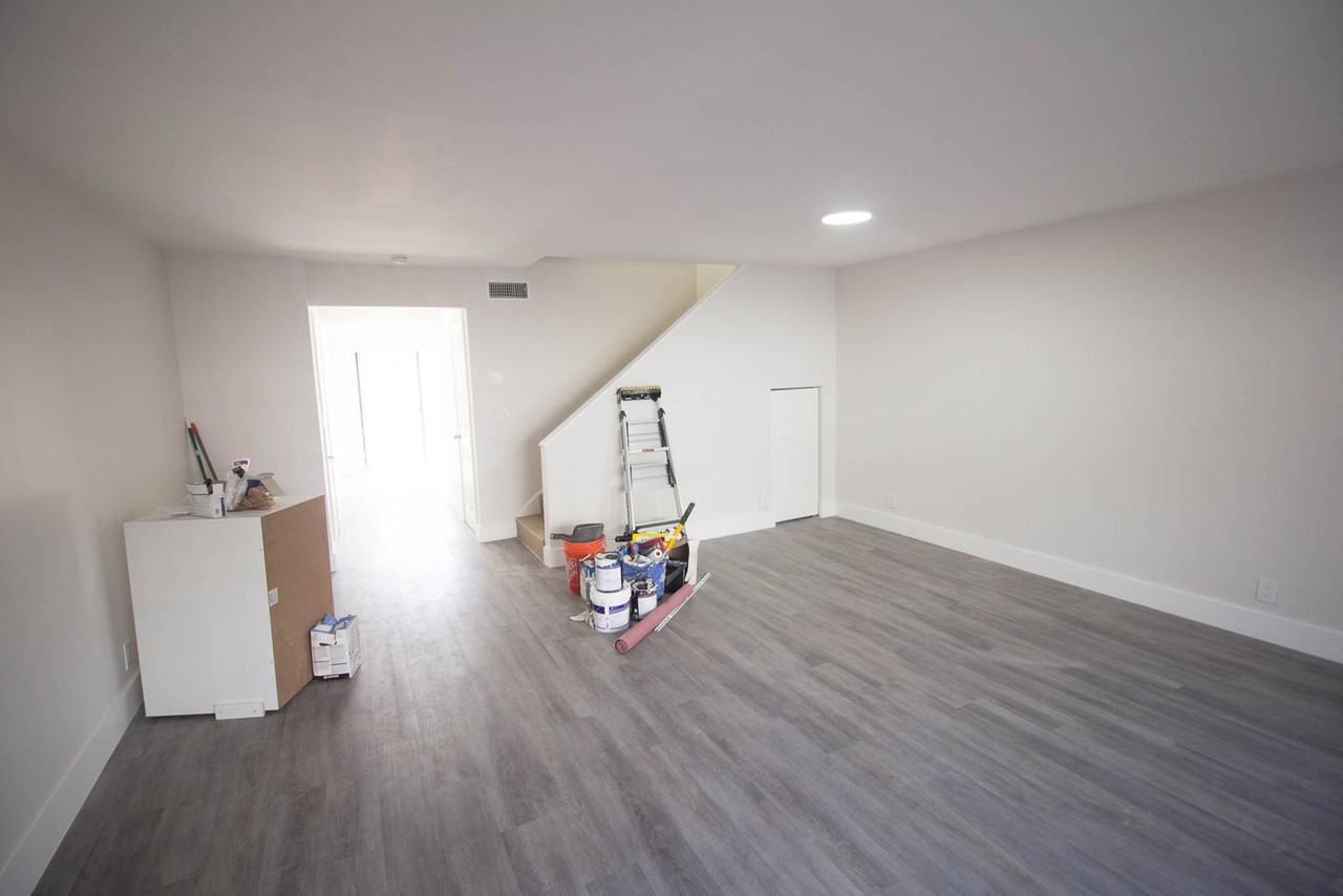 223 Southeast 11th Avenue #B - Photo 4 of 20