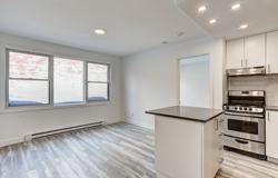 4530 Avenue Coloniale - Photo 1 of 1