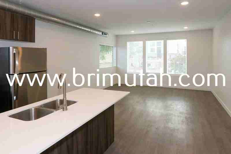 945 S Washington St - Photo 6 of 12