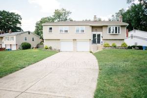 featured image of 455 Chapel Ave E