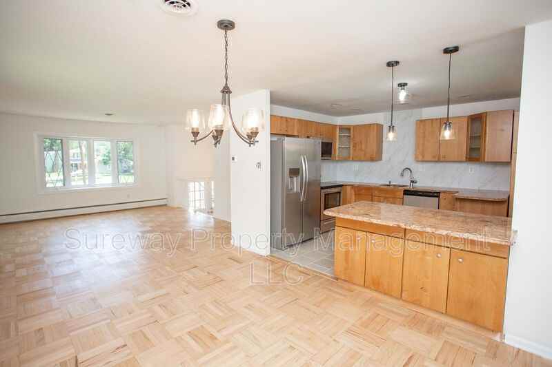 455 Chapel Ave E - Photo 3 of 42