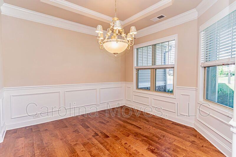 12 Glenmora Rd - Photo 4 of 18