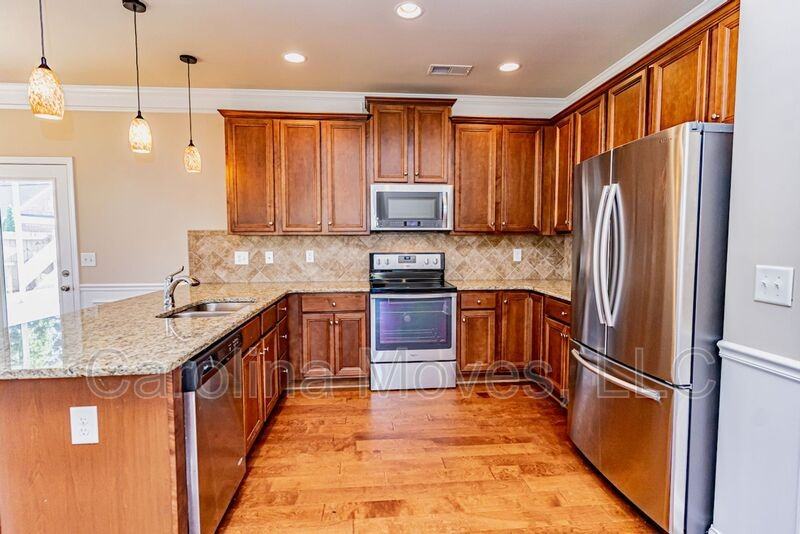 12 Glenmora Rd - Photo 5 of 18