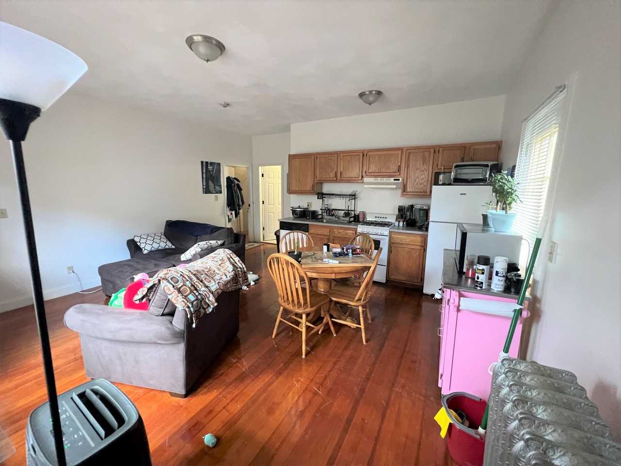 163 Strathmore Rd #3 - Photo 2 of 11