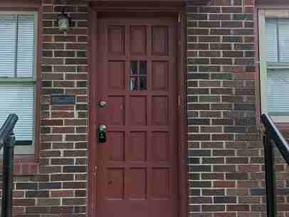 127 E 17th St N - Photo 2 of 9