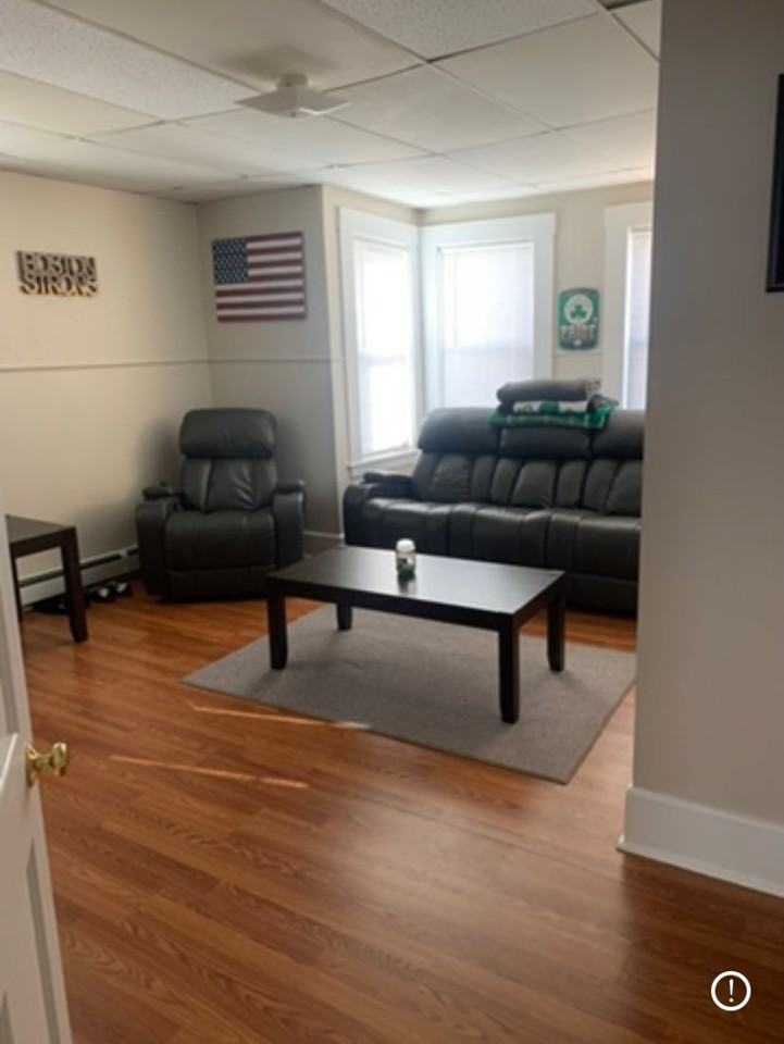 182 Summer St #182 - Photo 3 of 10