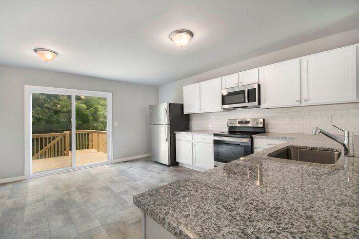 538 Jouett Ave - Photo 2 of 17