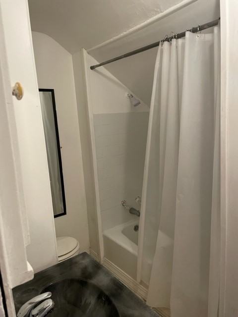 715 1st Ave S #2 - Photo 3 of 6