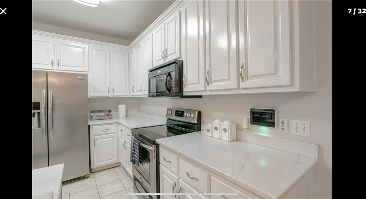 7065 Crown Pointe Dr #NA - Photo 2 of 11