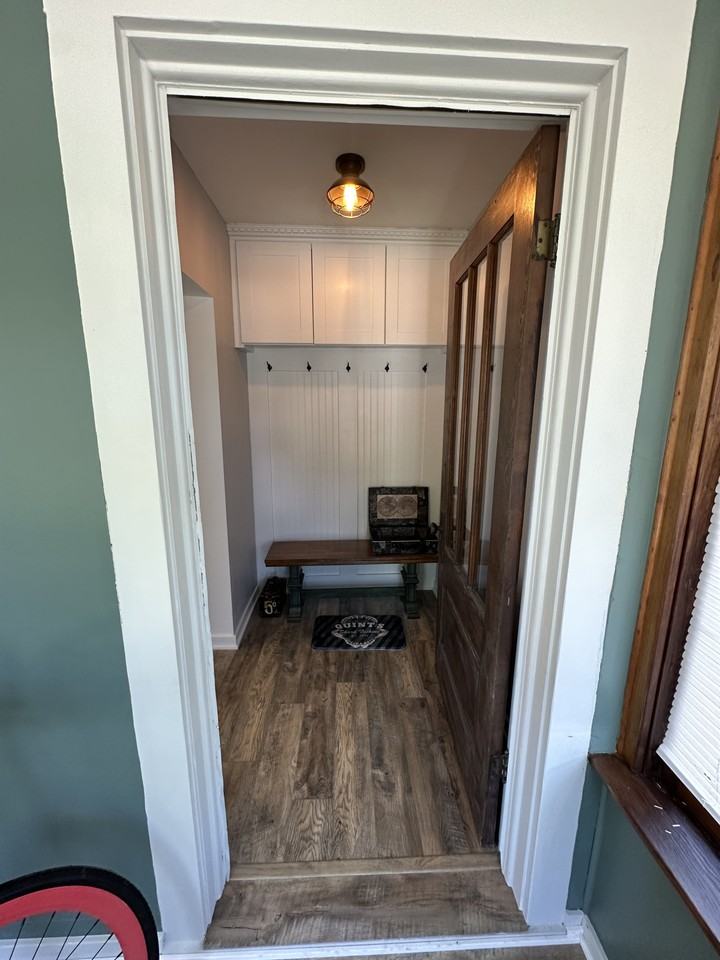 1336 Wolcott Ave #NA - Photo 3 of 18