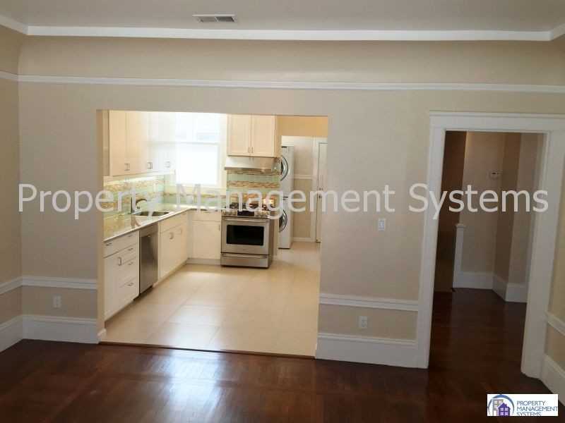 192 Parker Ave - Photo 3 of 10