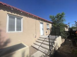 featured image of 1511 Gold Avenue Southeast #1511B