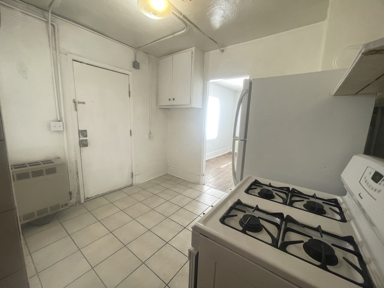 1511 Gold Avenue Southeast #1511B - Photo 7 of 21