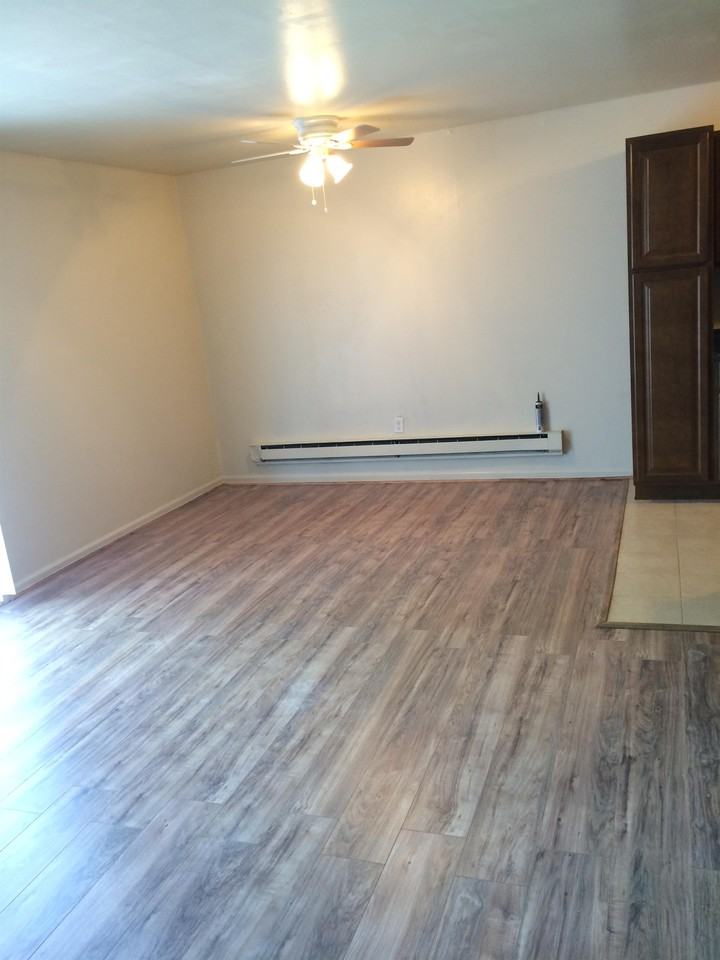 215 N Everhart Ave #215C11 - Photo 4 of 9