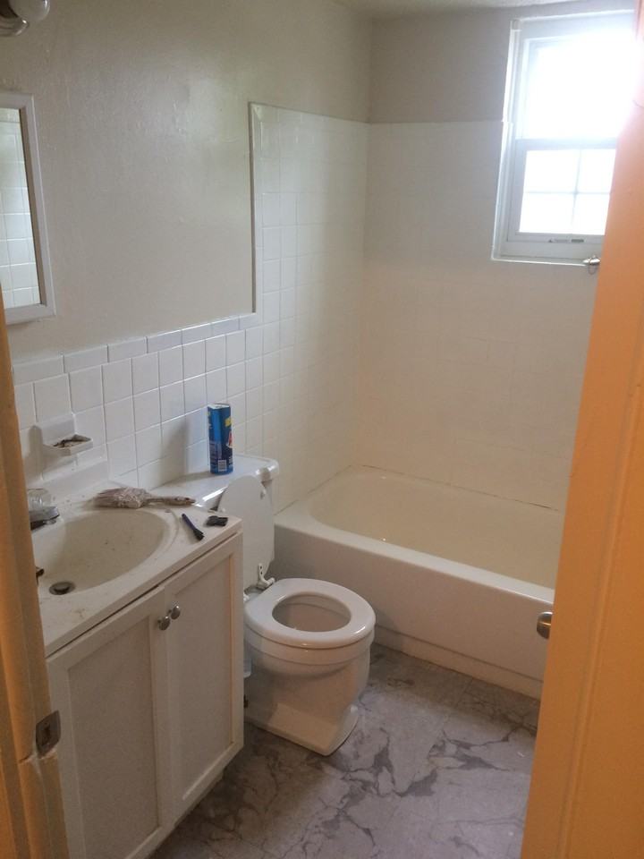 215 N Everhart Ave #215C11 - Photo 5 of 9