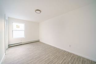 364 Liberty St #A - Photo 1 of 1