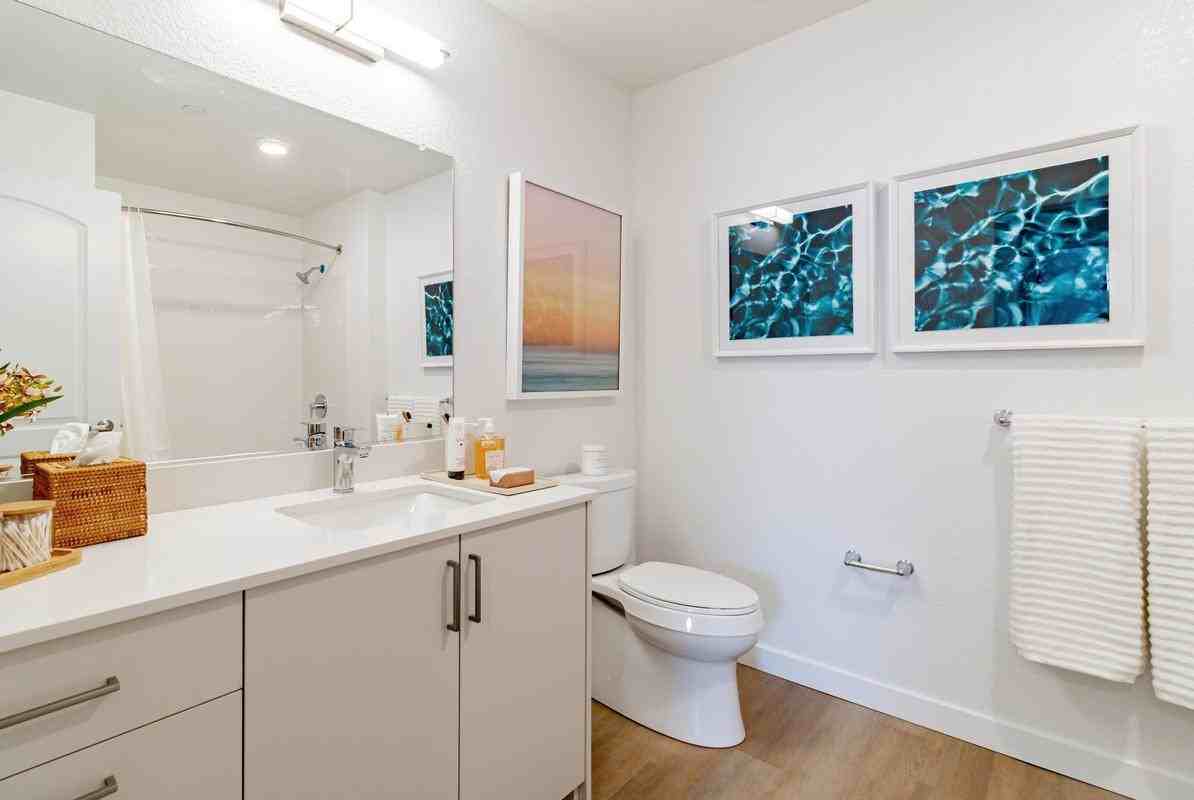 2801 Grewal Parkway - Photo 3 of 7