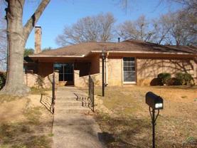 423 Top Hill Dr - Photo 1 of 1